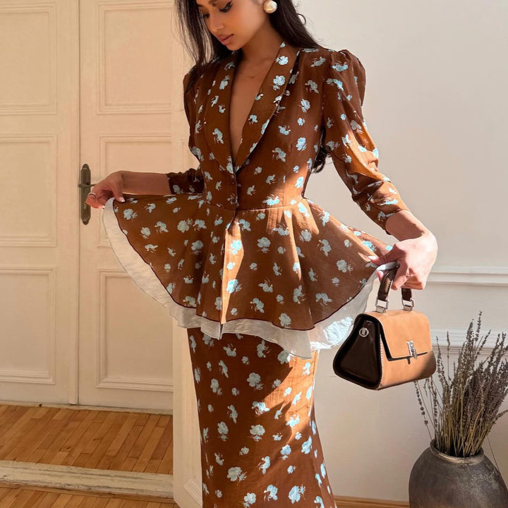 Damer elegant Maxiklänning med voluminös volangslut och blommönster Mirla-Eva Jonsson