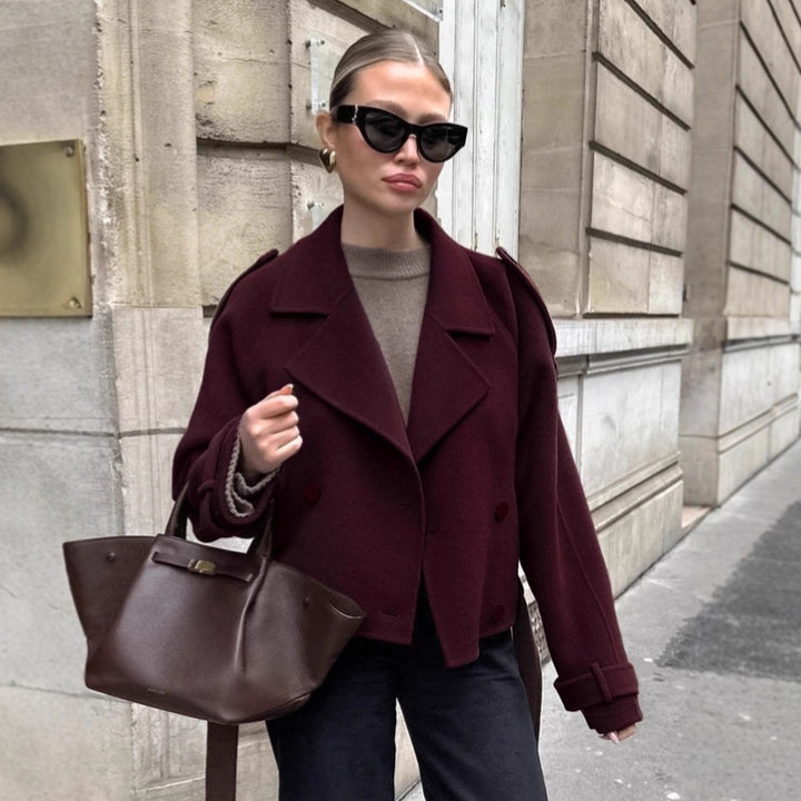 Damer elegant Oversize-högkragejacka i minimalistisk stil Mirla-Eva Jonsson
