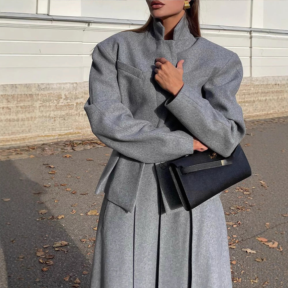 Damer elegant Oversize-jacka med hög krage och strukturerade ärmar Mirla-Eva Jonsson