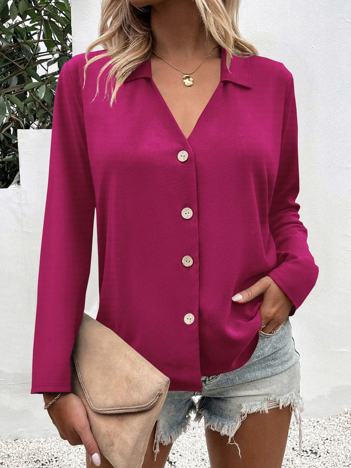 Damer elegant V-utsnitt blus med knappdetaljer Mirla-Eva Jonsson
