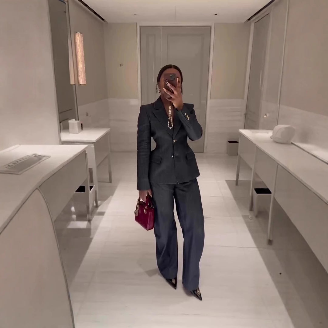 Damer elegant affärsdräkt kombination Mirla-Eva Jonsson