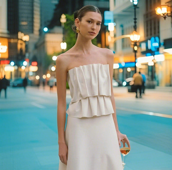 Damer elegant aftenkjole med raffinerede ruffledetaljer Mirla-Eva Jonsson