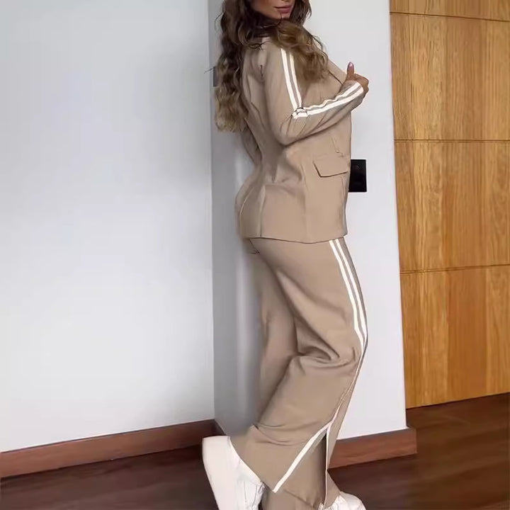 Damer elegant blazer kostym med vida byxor Mirla-Eva Jonsson