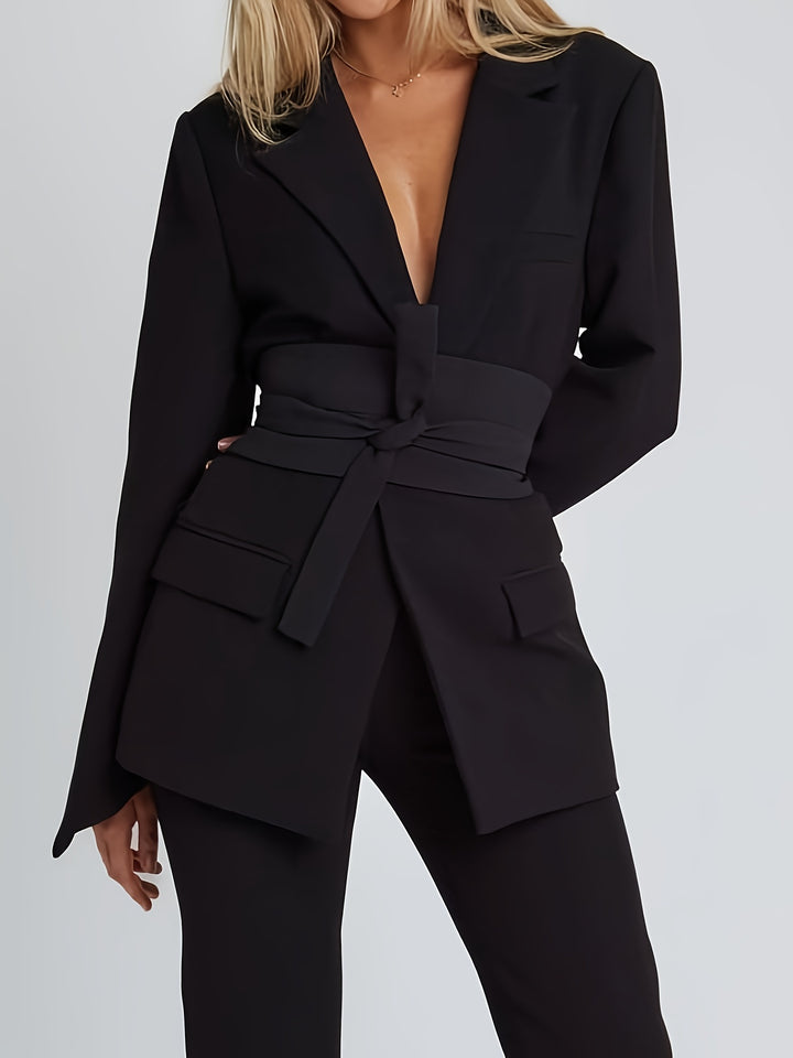 Damer elegant blazer med figursydd passform och praktisk bälte Mirla-Eva Jonsson