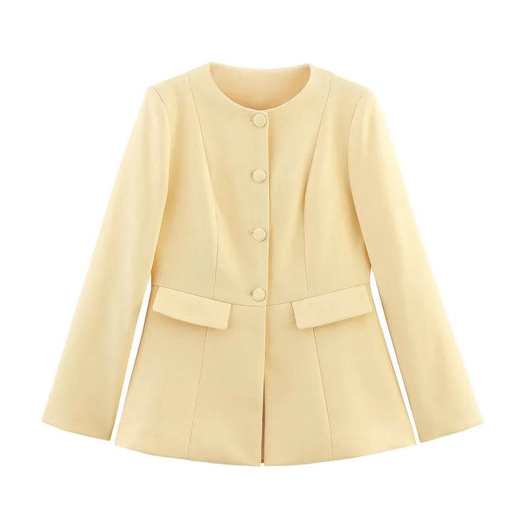 Damer elegant blazer med moderiktig skärning och dekorativa knapppdetaljer Mirla-Eva Jonsson