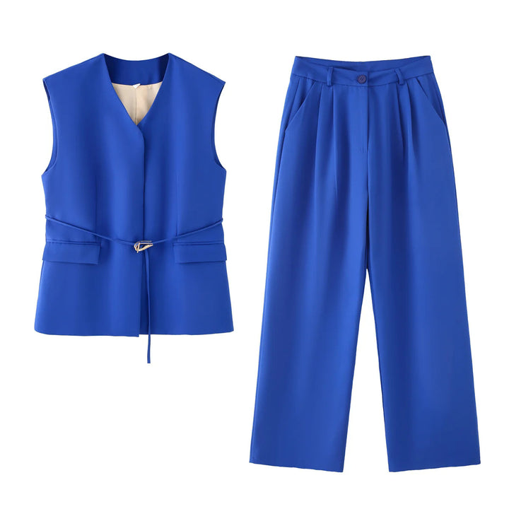 Damer elegant blazer- och byxensemble med modern bälte Mirla-Eva Jonsson