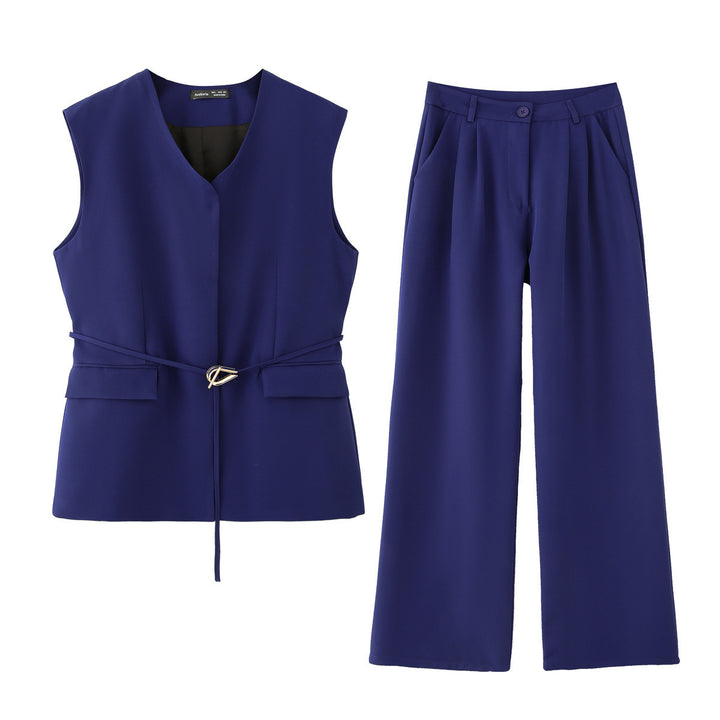 Damer elegant blazer- och byxensemble med modern bälte Mirla-Eva Jonsson