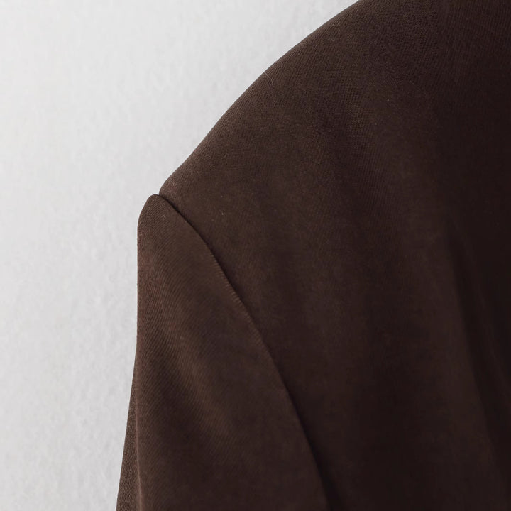 Damer elegant blazerjacka med strukturerad design och praktiska fickor Mirla-Eva Jonsson
