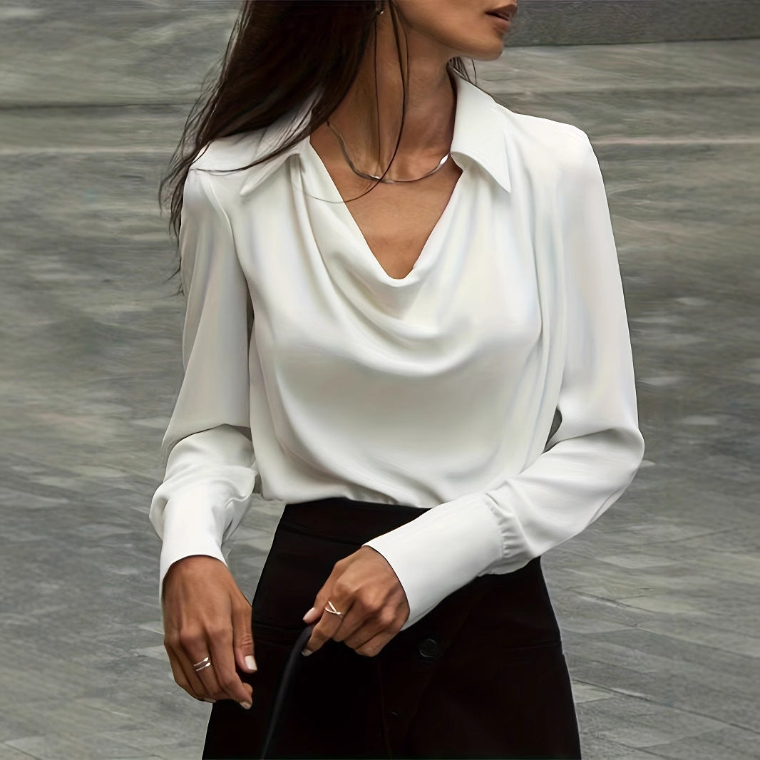 Damer elegant blus med djup kaskadurringning Mirla-Eva Jonsson