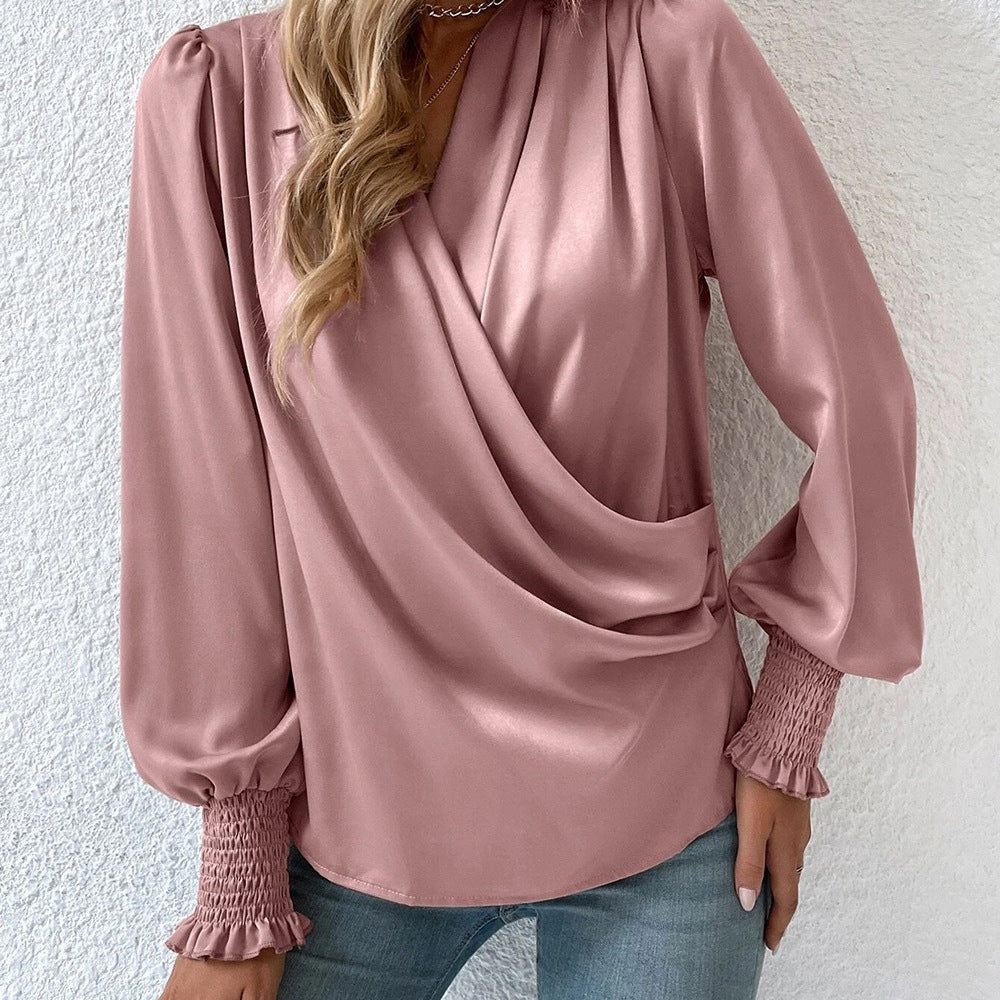 Damer elegant blus med draperad design och smala ärmar Mirla-Eva Jonsson
