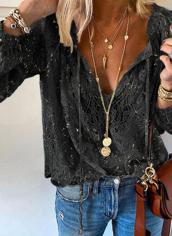 Damer elegant blus med fin spets och djup V-urringning Mirla-Eva Jonsson