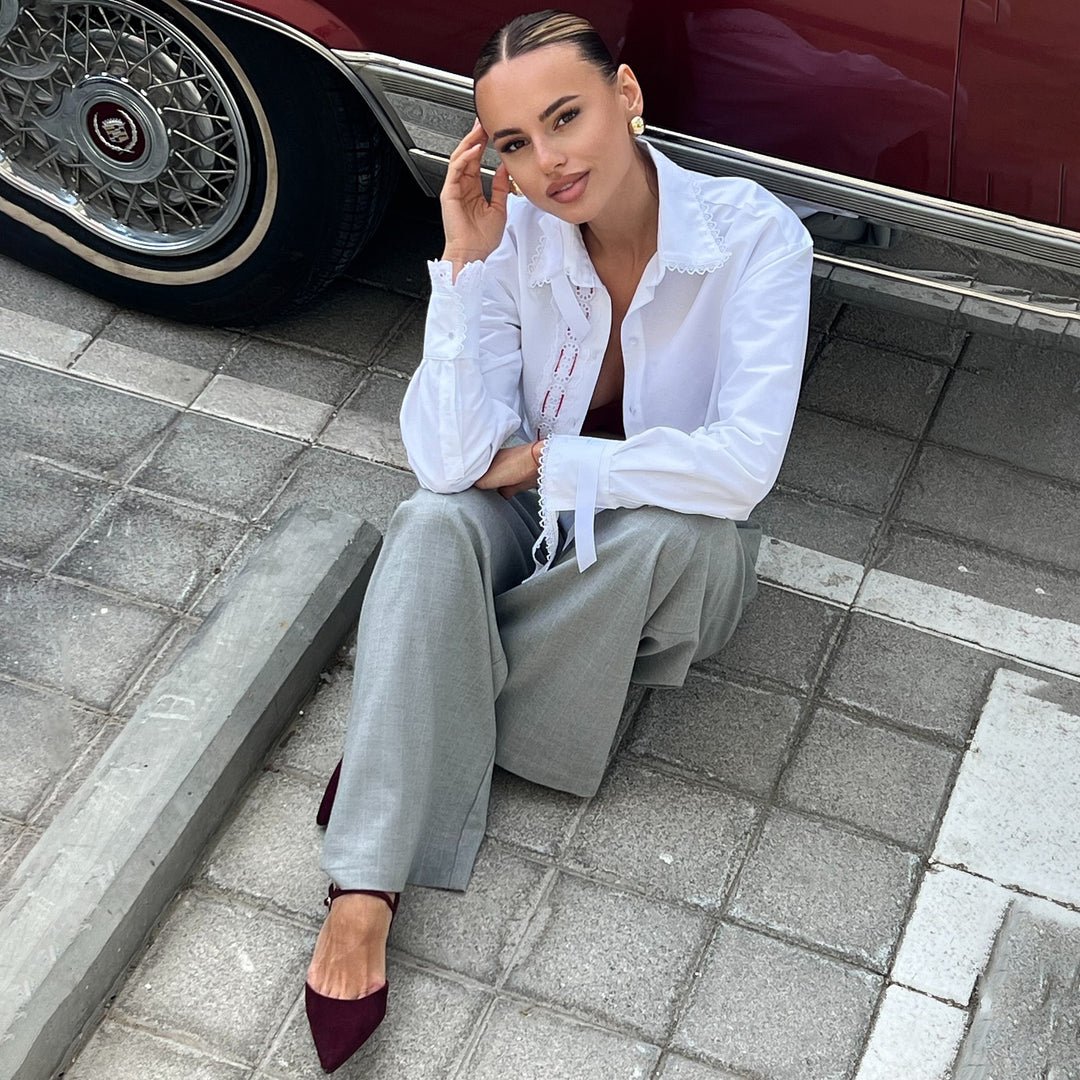 Damer elegant blus med poetiska spetsdetaljer Mirla-Eva Jonsson