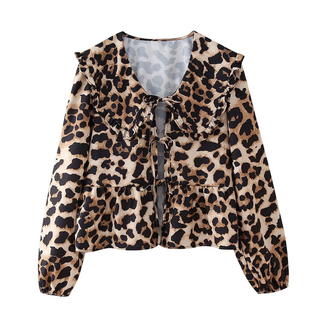 Damer elegant blus med ruffled krage och leopardmönster Mirla-Eva Jonsson