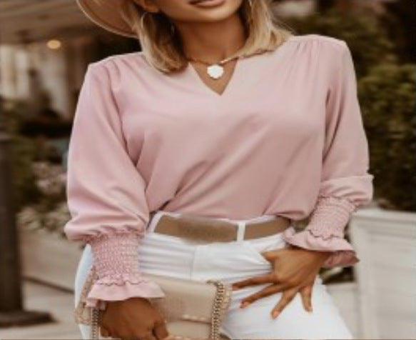 Damer elegant blus med rynkor och V-hals Mirla-Eva Jonsson