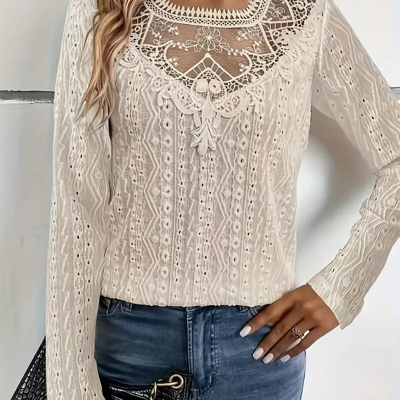 Damer elegant blus med spetsinsatser och detaljerat hålmönster Mirla-Eva Jonsson