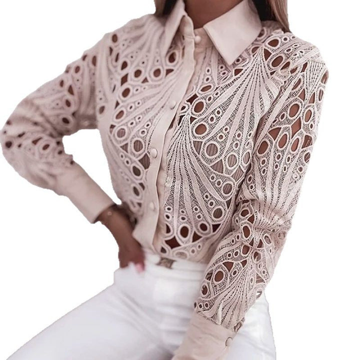 Damer elegant blus med unik cut-out design Mirla-Eva Jonsson