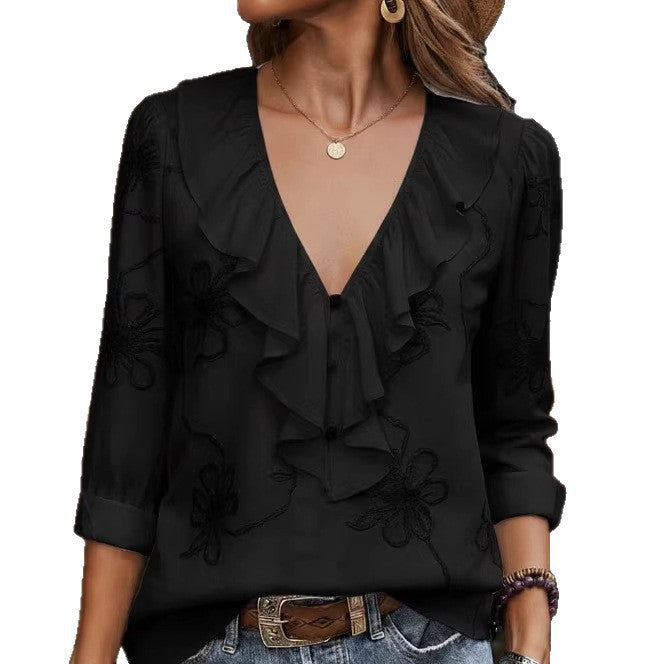 Damer elegant blus med volang och blommig broderimönster Mirla-Eva Jonsson