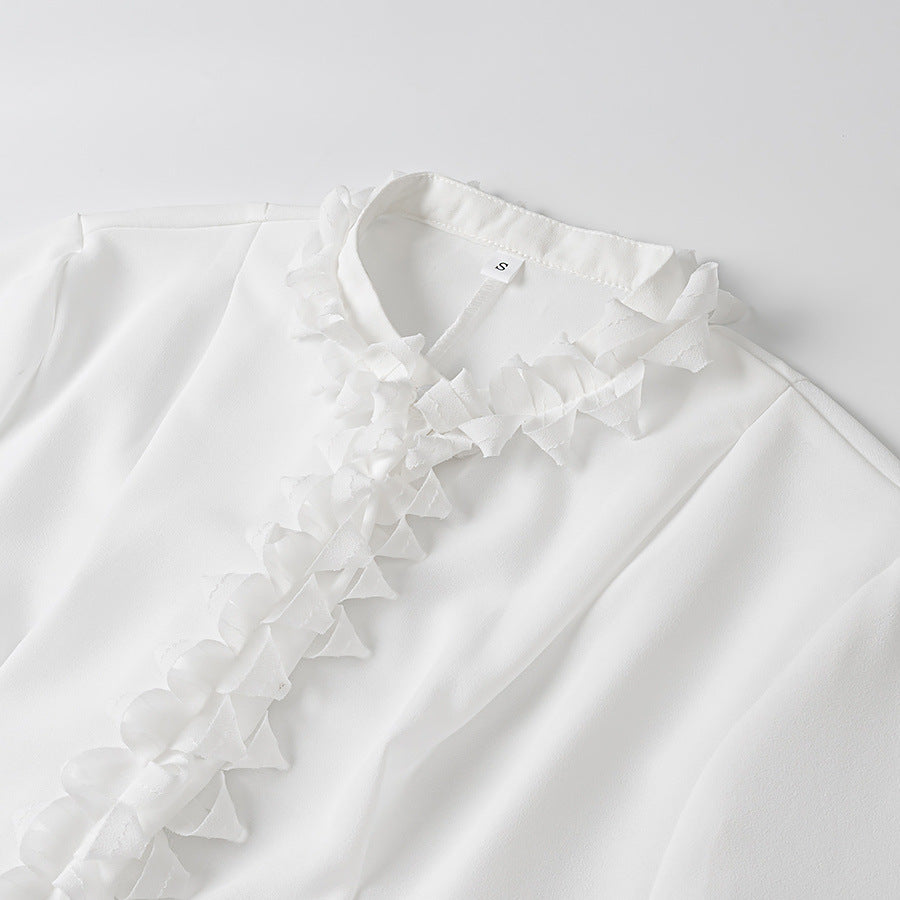 Damer elegant blus med volangdetaljer Mirla-Eva Jonsson