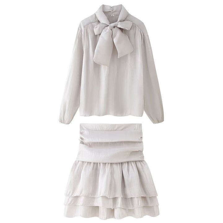Damer elegant blus- och kjolset med volangdetaljer Mirla-Eva Jonsson