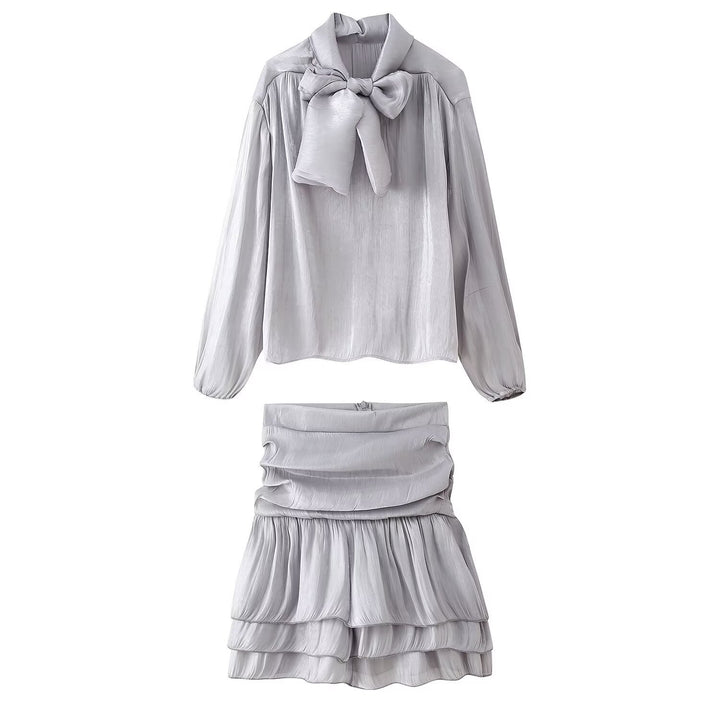 Damer elegant blus- och kjolset med volangdetaljer Mirla-Eva Jonsson