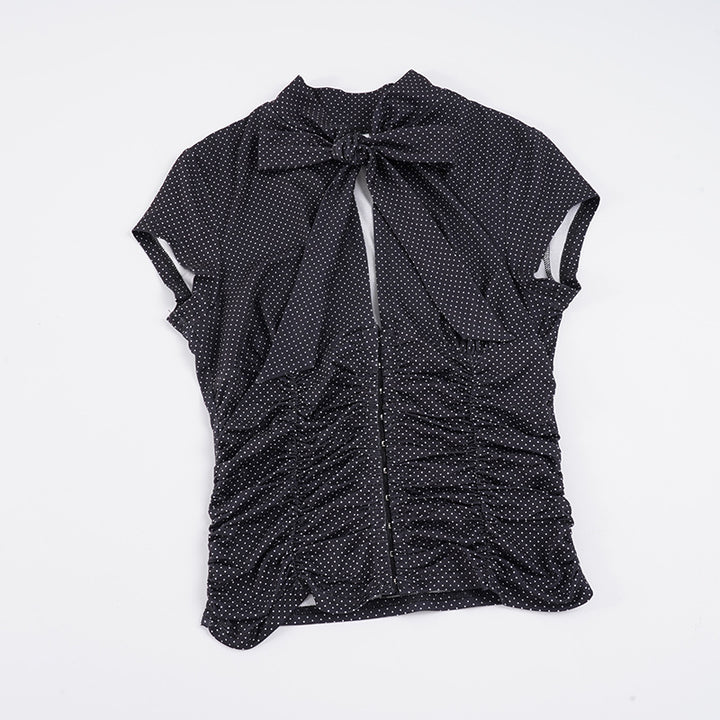 Damer elegant blusenshirt med slipskrage och rynkningar Mirla-Eva Jonsson