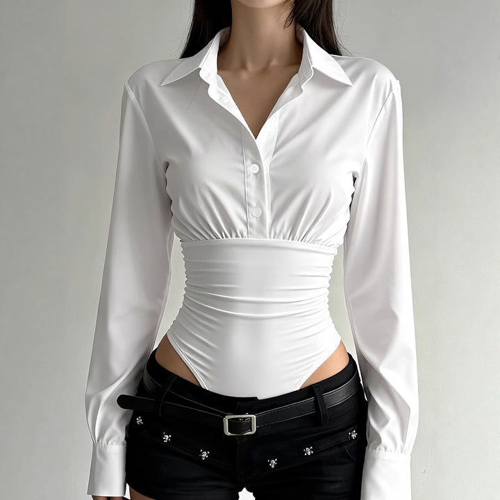 Damer elegant bodysuit med fin krage och knapppdetaljer Mirla-Eva Jonsson