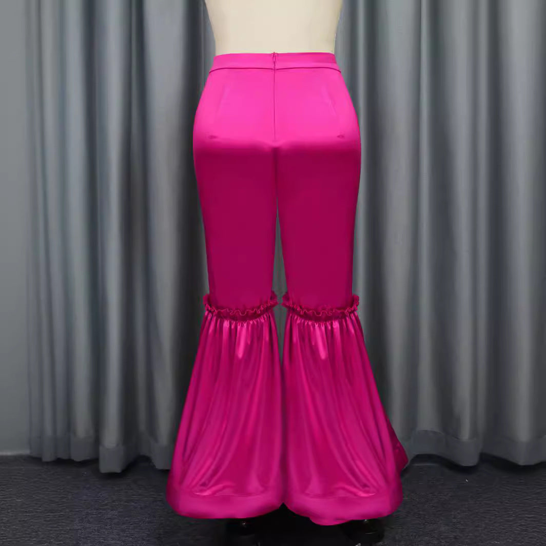 Damer elegant byx med voluminösa volanger och satin detaljer Mirla-Eva Jonsson