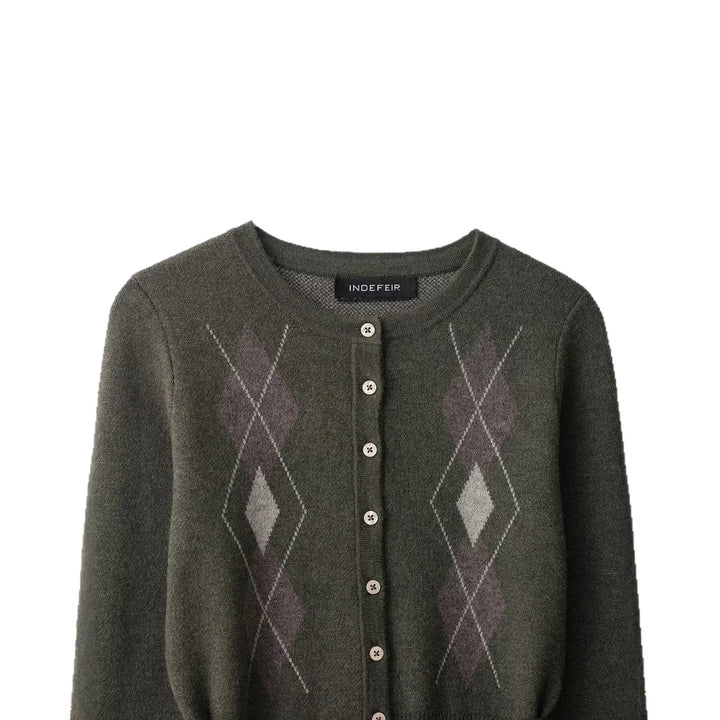 Damer elegant cardigan med stiliga rombdetaljer och figursydd bälte Mirla-Eva Jonsson