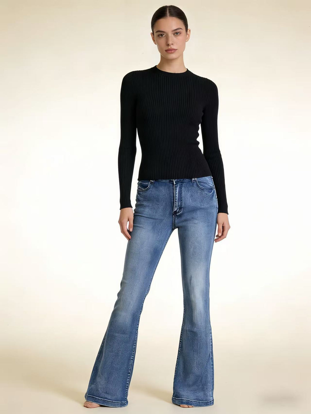 Damer elegant cropped topp med puffärmar och vintage broderi Mirla-Eva Jonsson