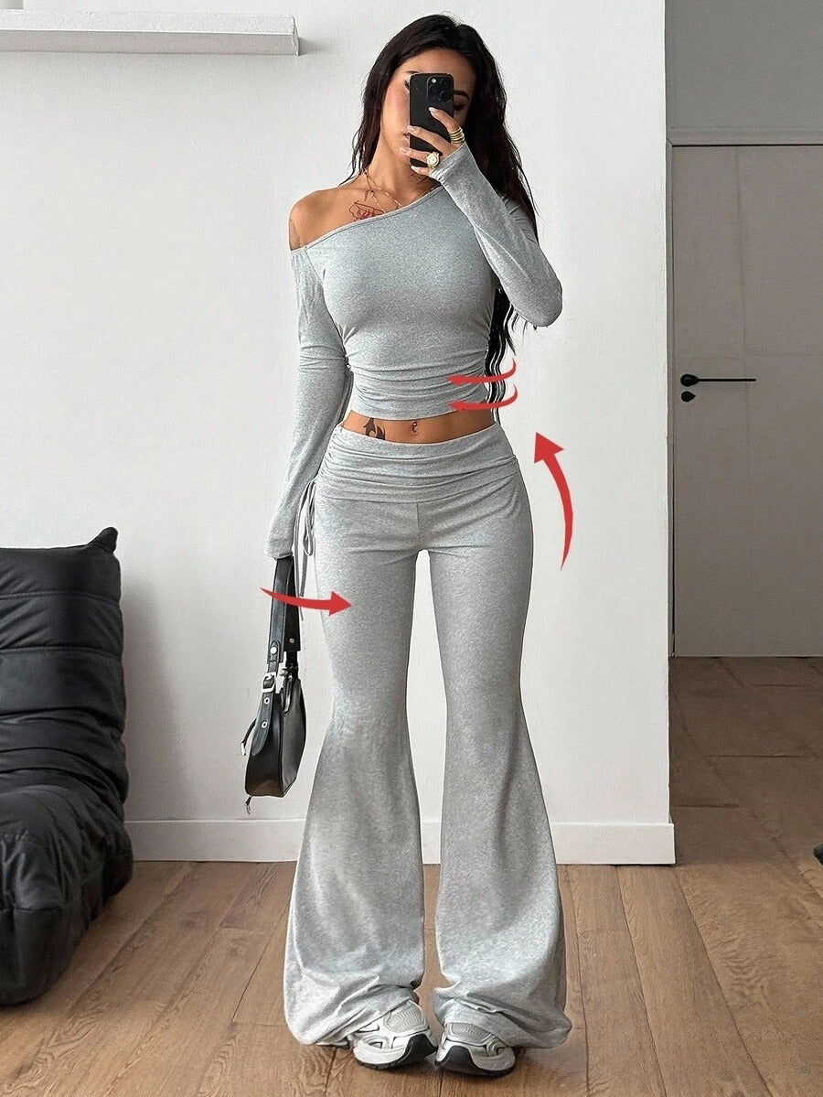 Damer elegant enaxladad loungeoutfit i flare-design Mirla-Eva Jonsson