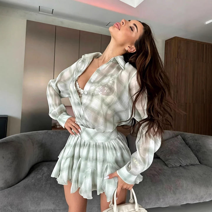 Damer elegant ensemble av luftig blus och rynkad kjol-Eva Jonsson
