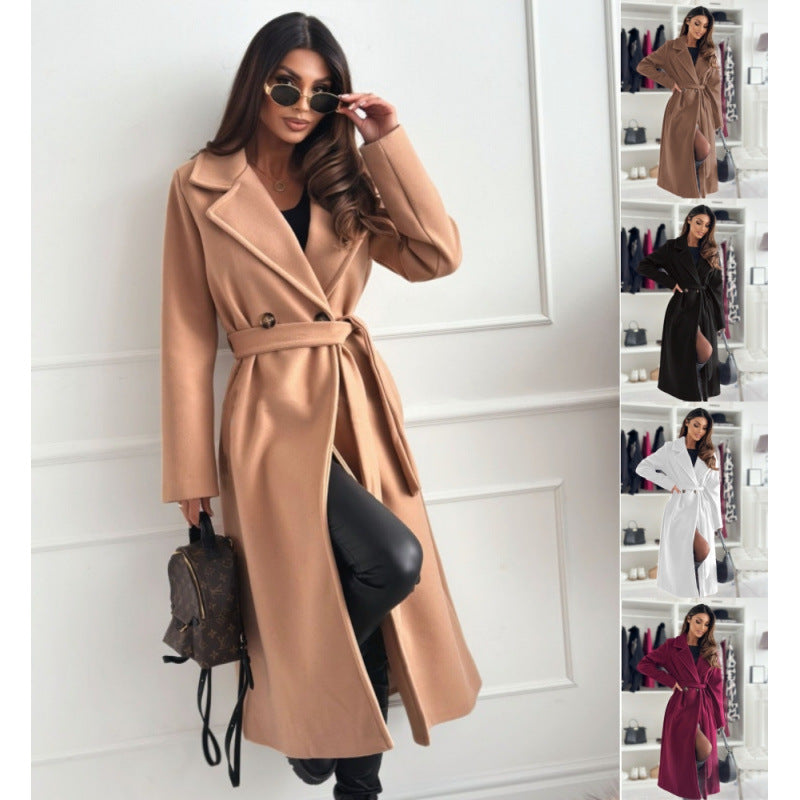 Damer elegant figursydd trenchcoat med stängd krage och bälte Mirla-Eva Jonsson