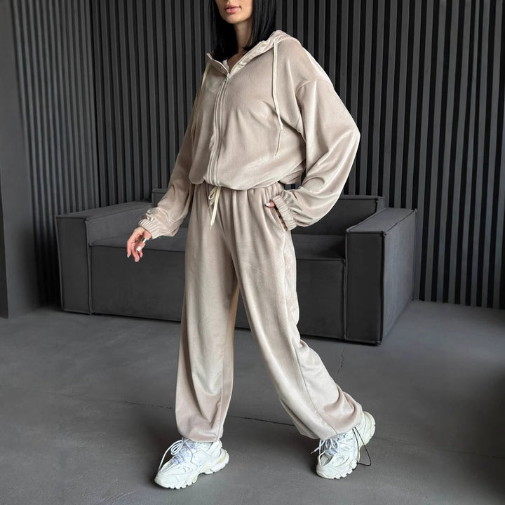 Damer elegant fleece fritidsdräkt med huva Mirla-Eva Jonsson