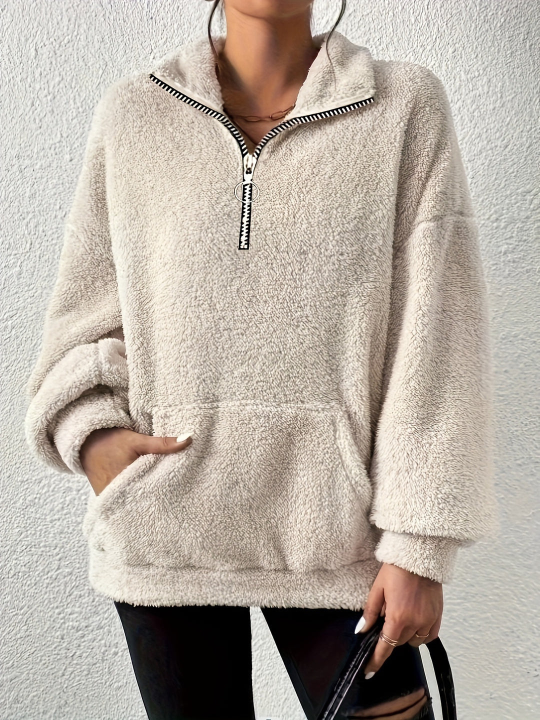 Damer elegant fleece-tröja med hög krage och fickor Mirla-Eva Jonsson
