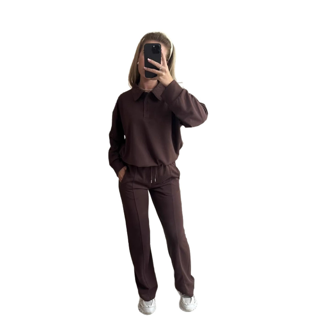 Damer elegant fritidsdräkt med hög krage och vida byxor-Eva Jonsson