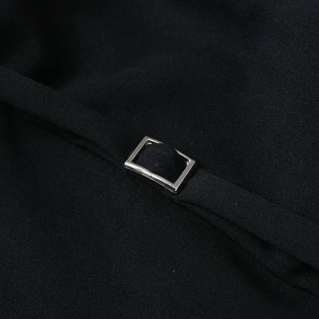 Damer elegant halterneck-top med raffinerad knutdetalj Mirla-Eva Jonsson