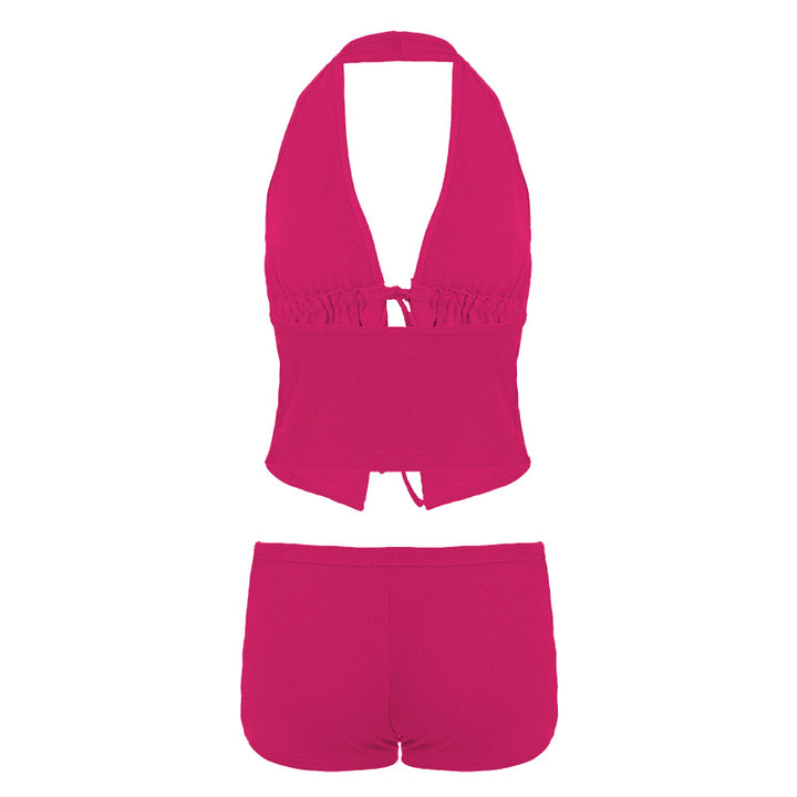 Damer elegant halterneck topp med framträdande rynkning och korta shorts Mirla-Eva Jonsson