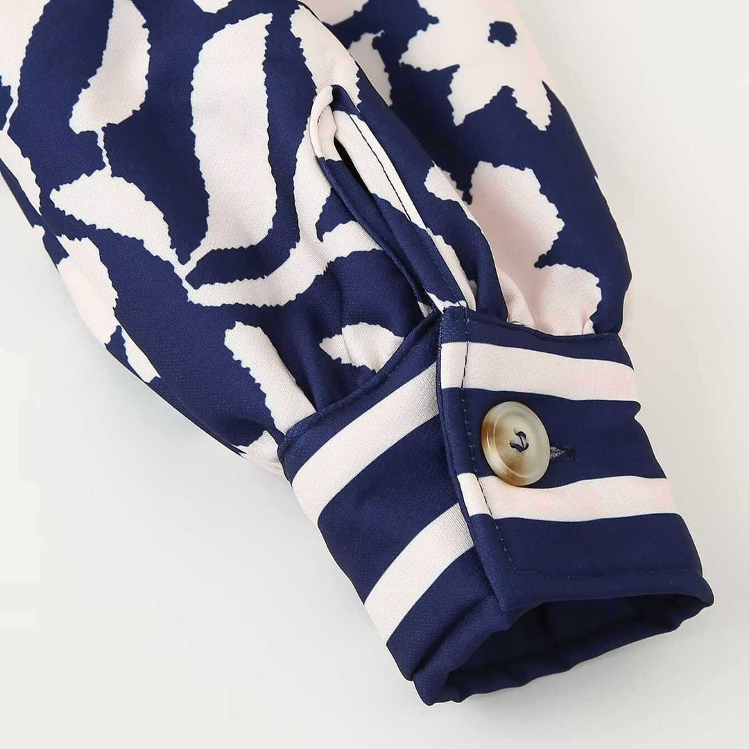 Damer elegant jacka med blommöstickdesign Mirla-Eva Jonsson