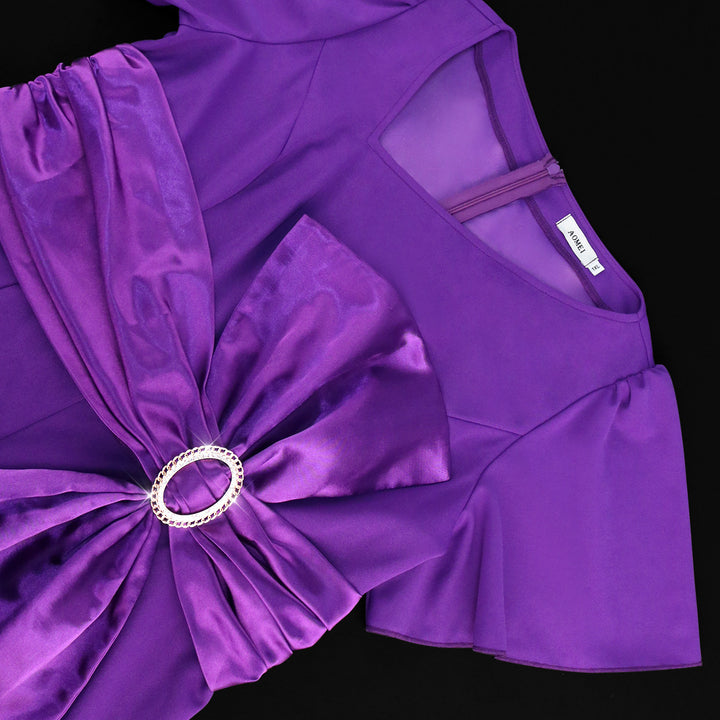 Damer elegant jumpsuit med dekorativ fläktapplikation Mirla-Eva Jonsson