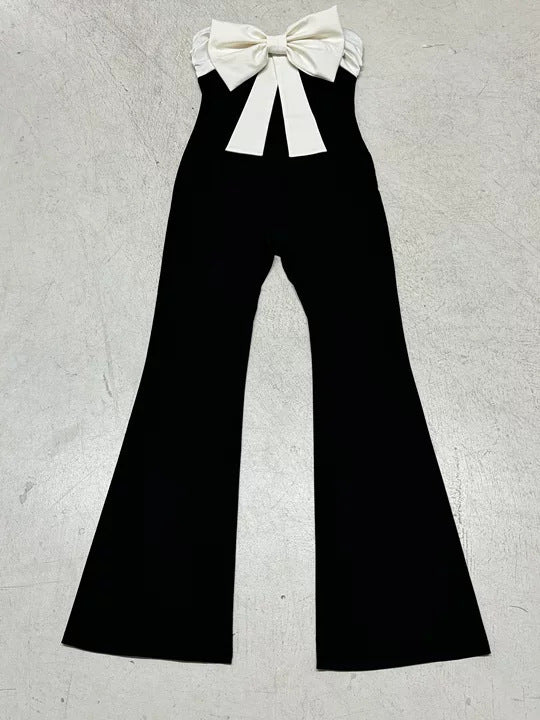 Damer elegant jumpsuit med rosettaccent och vida ben Mirla-Eva Jonsson