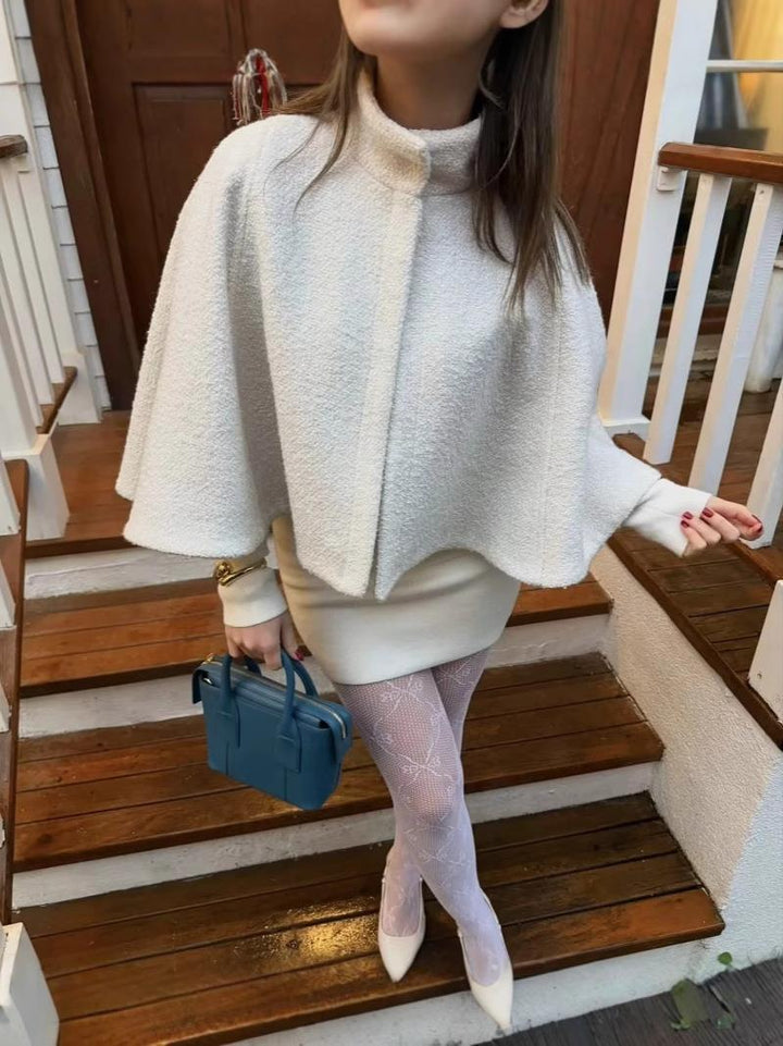 Damer elegant kappa jacka av strukturerad väv Mirla-Eva Jonsson