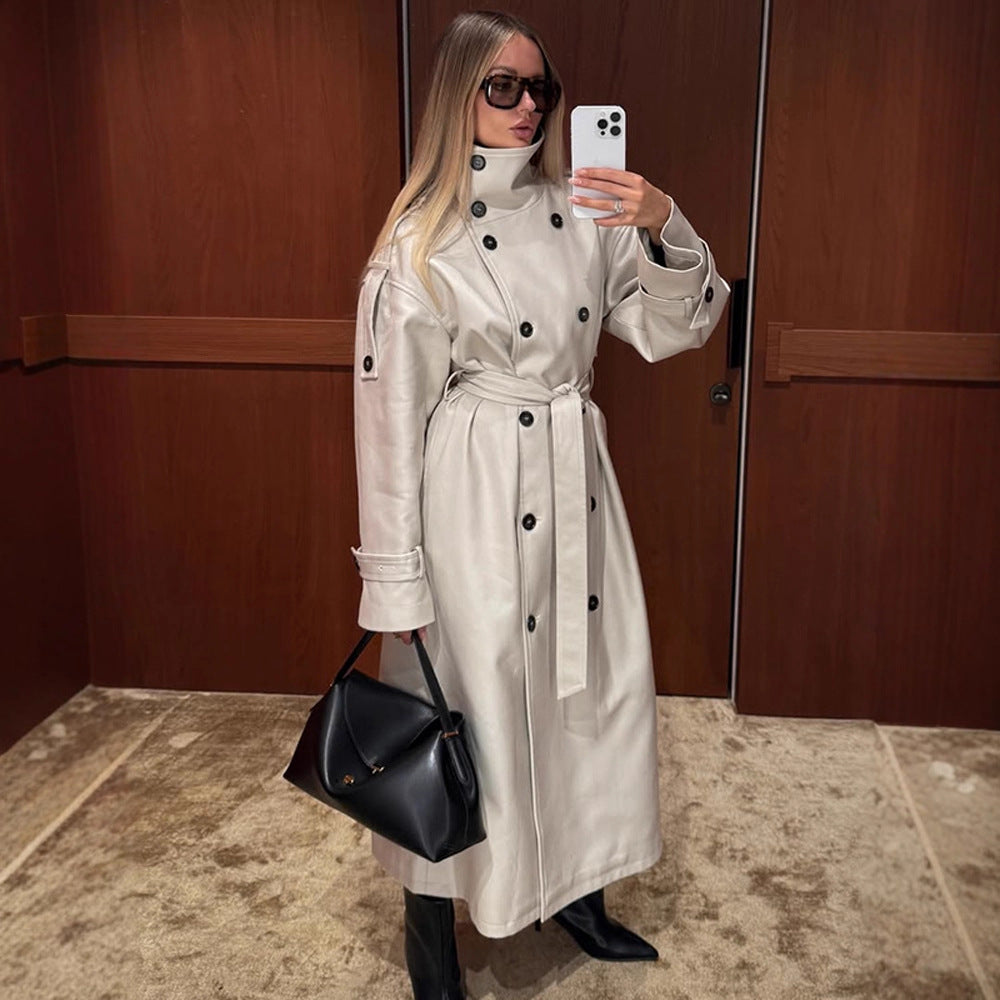 Damer elegant kappa med hög krage och midjeförstärkande bälte Mirla-Eva Jonsson