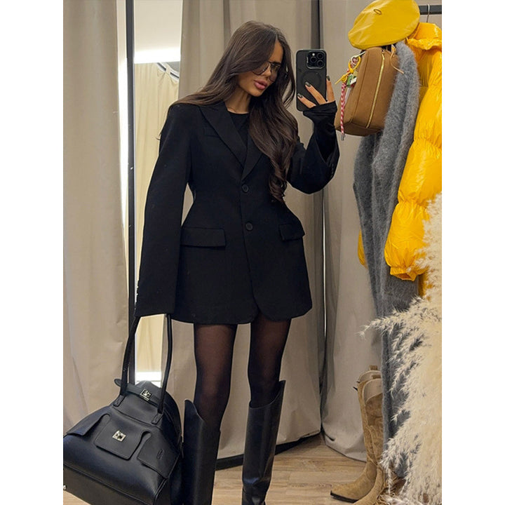 Damer elegant kavaj i oversized snitt med snyggt slag Mirla-Eva Jonsson