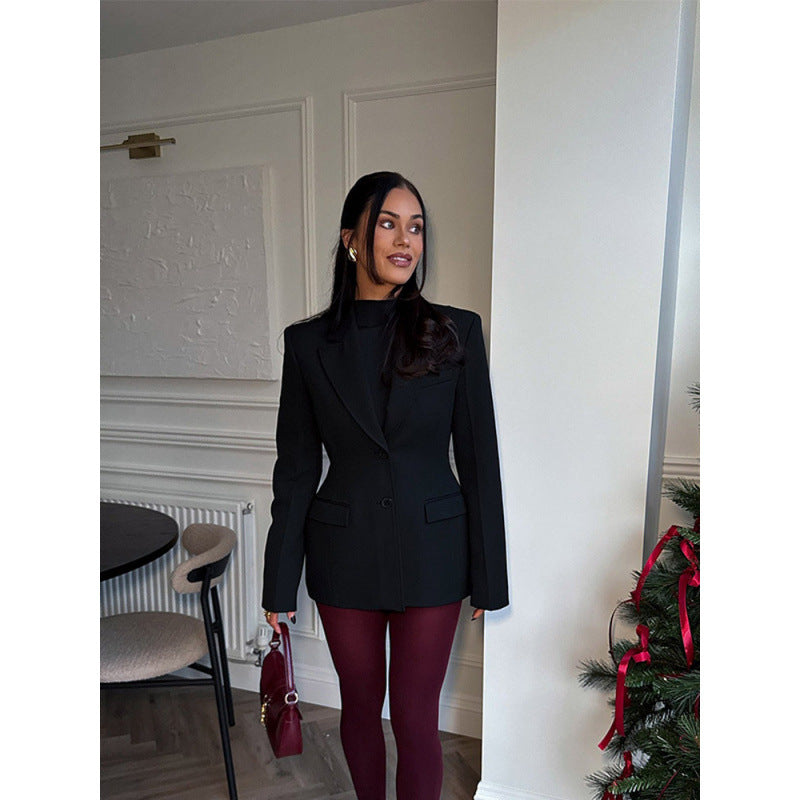 Damer elegant kavaj i oversized snitt med snyggt slag Mirla-Eva Jonsson