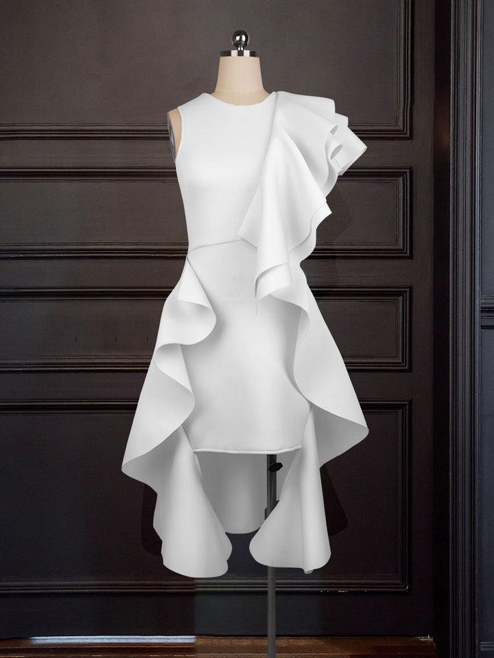 Damer elegant klänning med asymmetriska volanger Mirla-Eva Jonsson