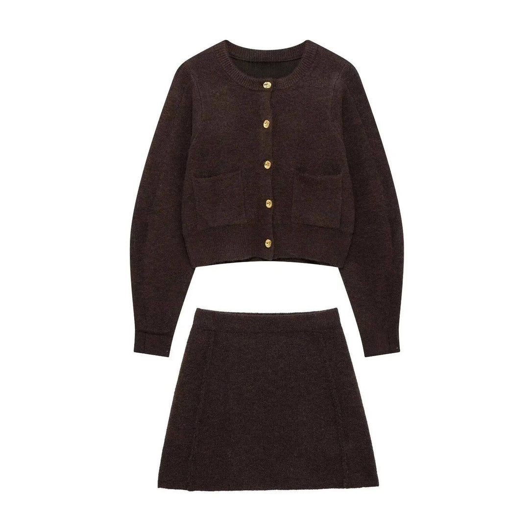 Damer elegant, kort stickad kjol med hög midja och sidofickor Mirla-Eva Jonsson