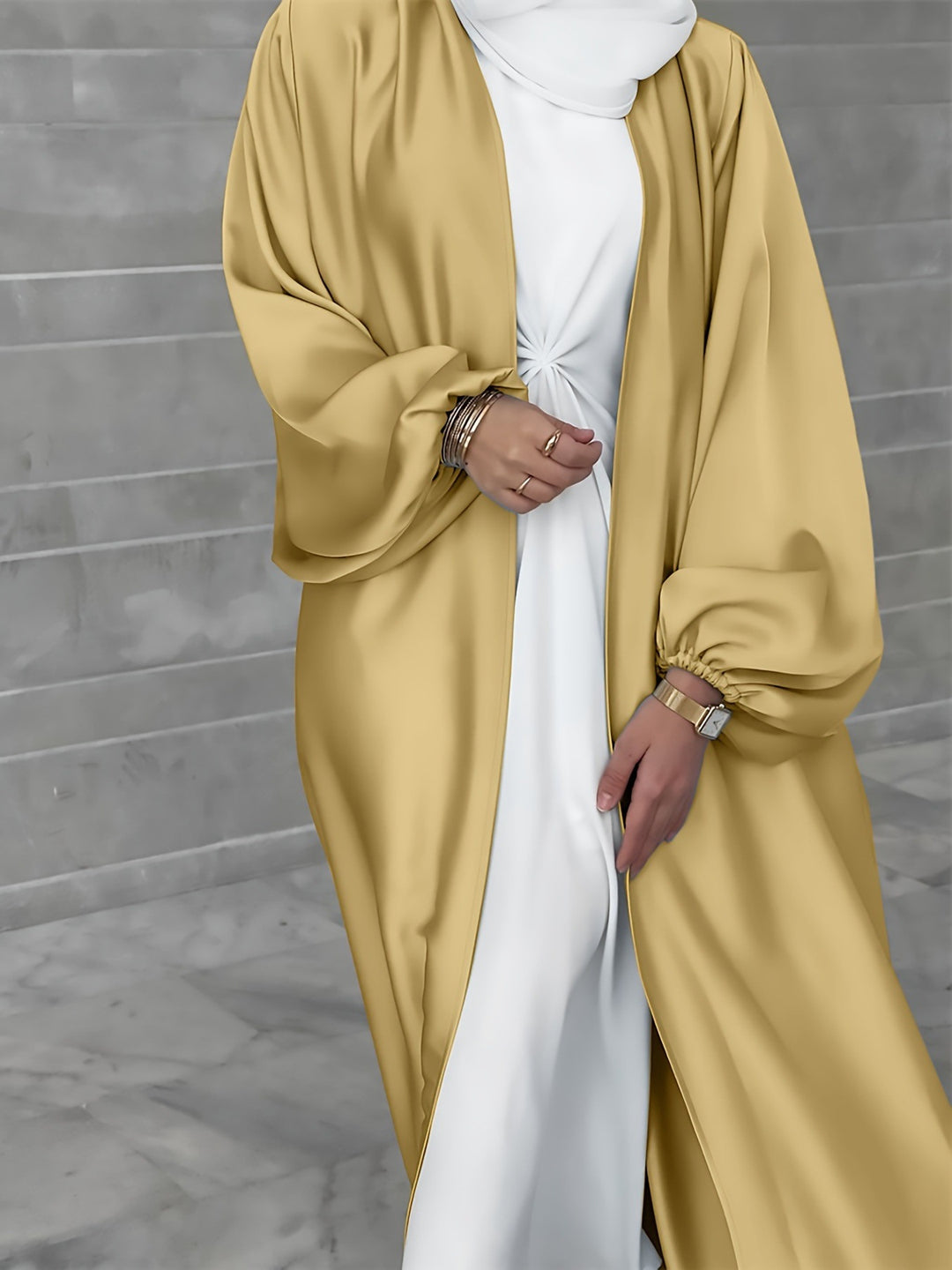 Damer elegant lång cardigan i flytande material med vid passform Eva Jonsson-Eva Jonsson