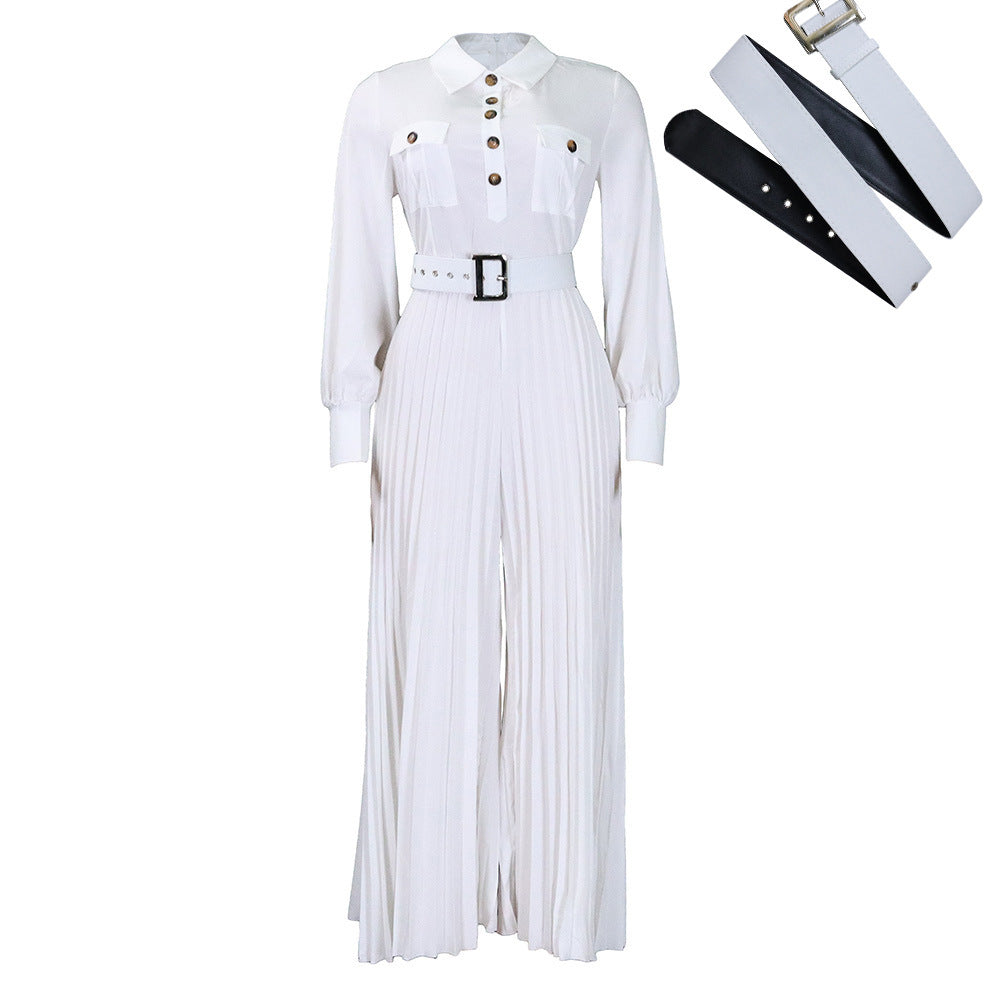 Damer elegant långärmad jumpsuit med figursydd bälte och plisserad design Mirla-Eva Jonsson