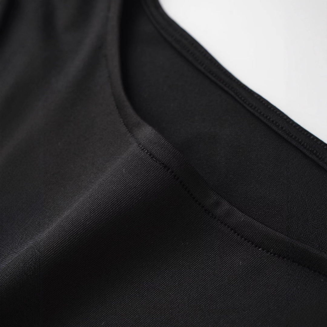 Damer elegant långärmad topp med rynkad design Mirla-Eva Jonsson