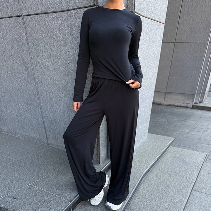 Damer elegant loungedräkt kombination med huva och vid passform Mirla-Eva Jonsson